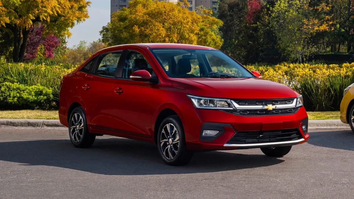 Chevrolet Aveo Roja