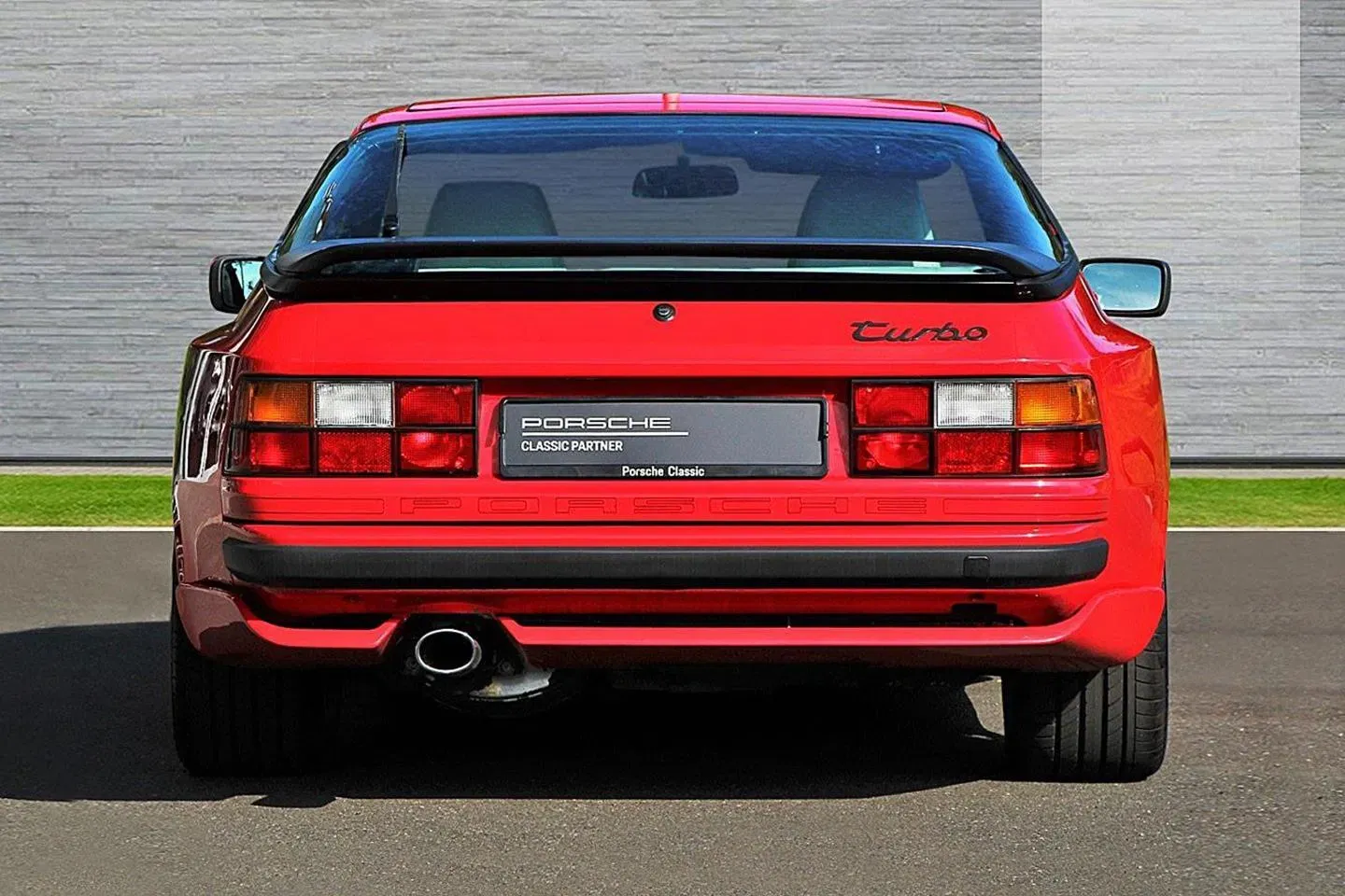 Parte Trasera Porsche 944 Rojo