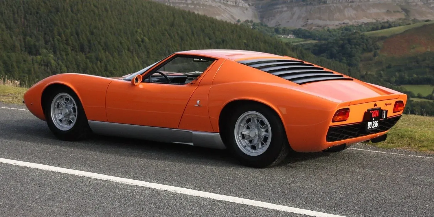 Lateral Lamborghini Miura S 1969 Naranja