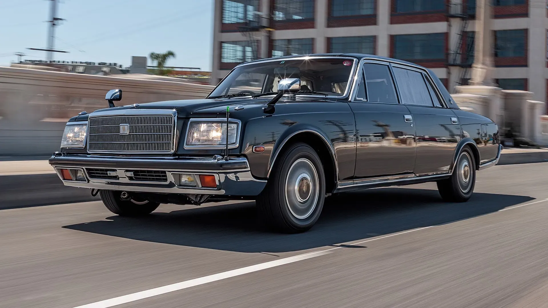 Toyota Century V12 Negro