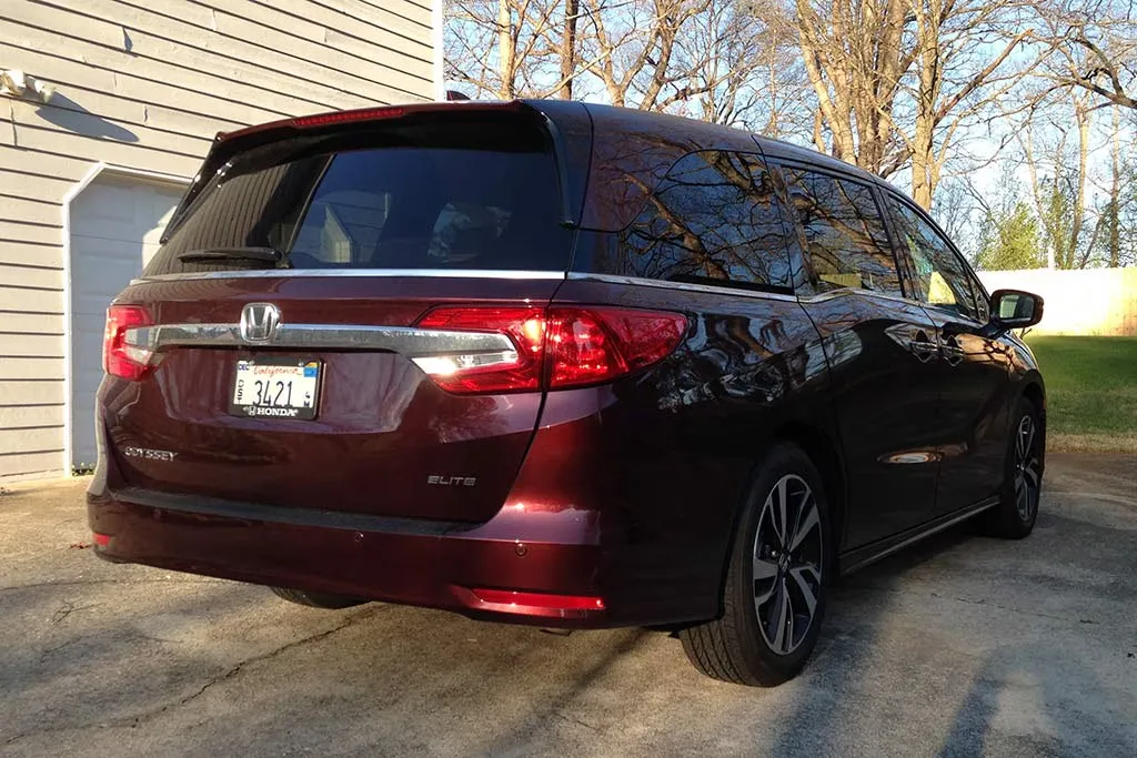 Parte Trasera Honda Odyssey Elite 2018 Vinotinto