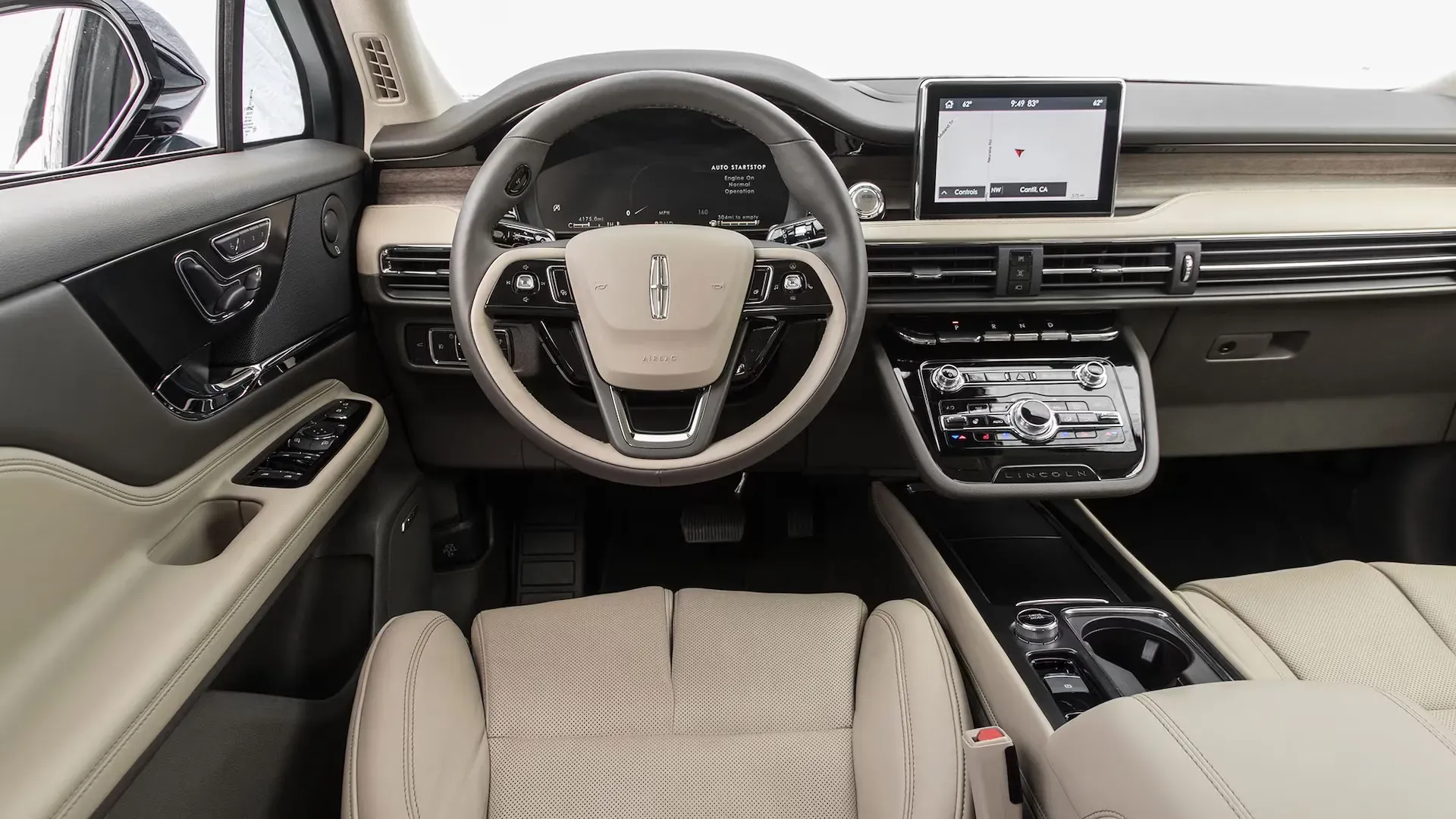 Interior Lincoln Corsair 2020