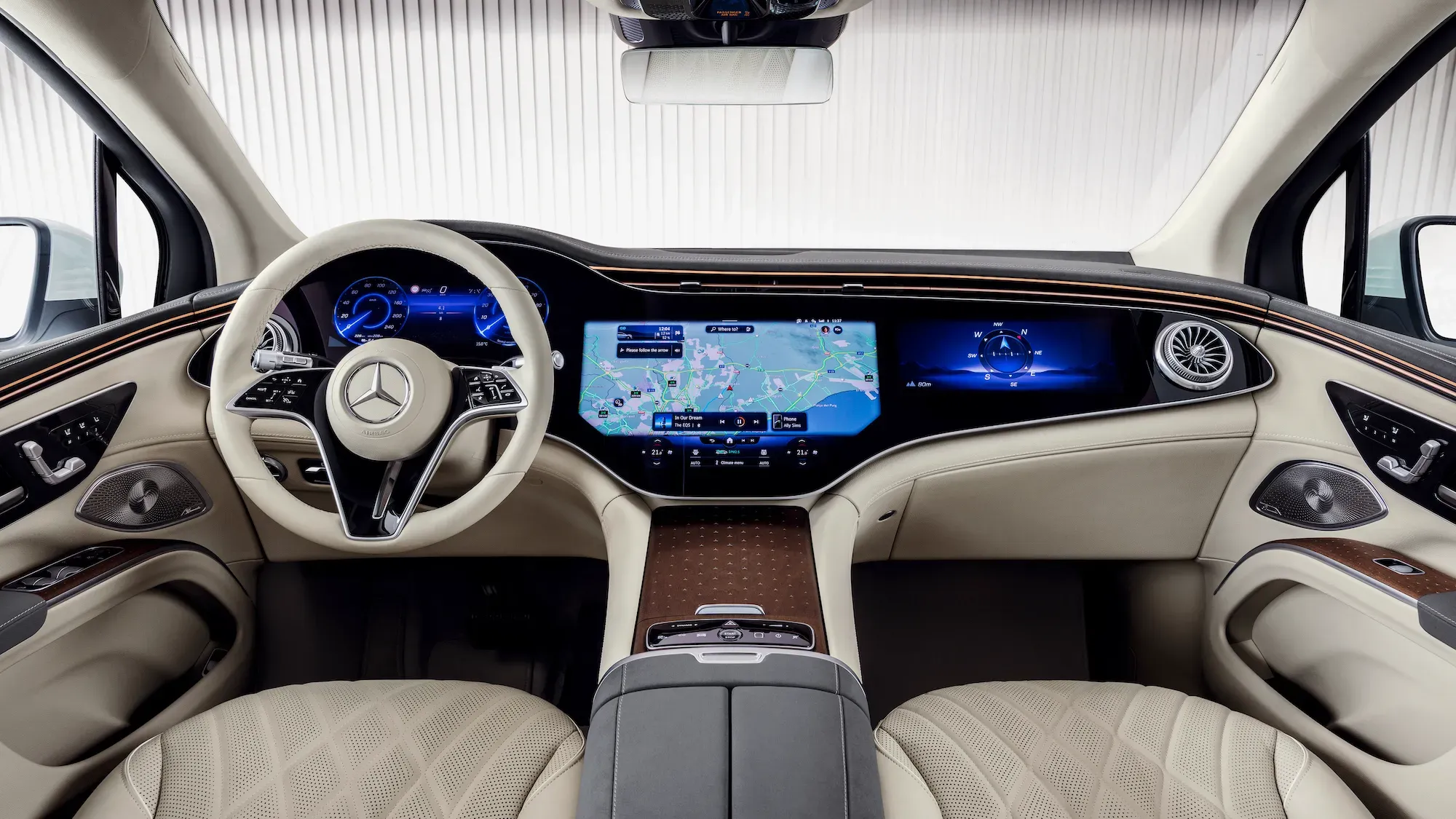 Interior Mercedes-Benz EQS SUV 2023