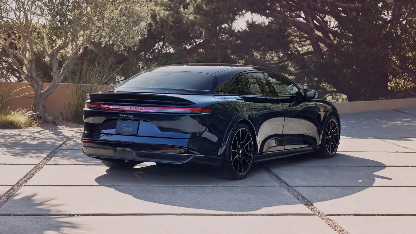 Parte Trasera Lucid Air Sapphire Azul Oscuro