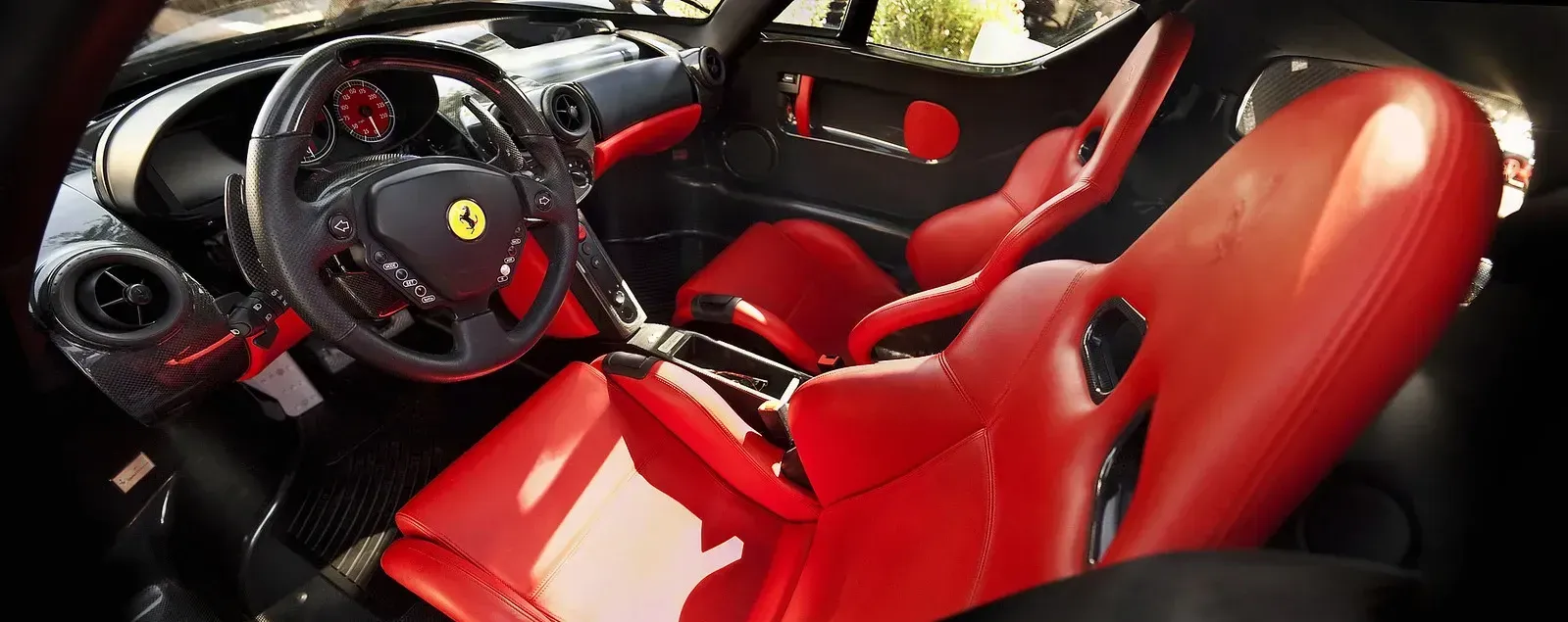 Interior Ferrari Enzo