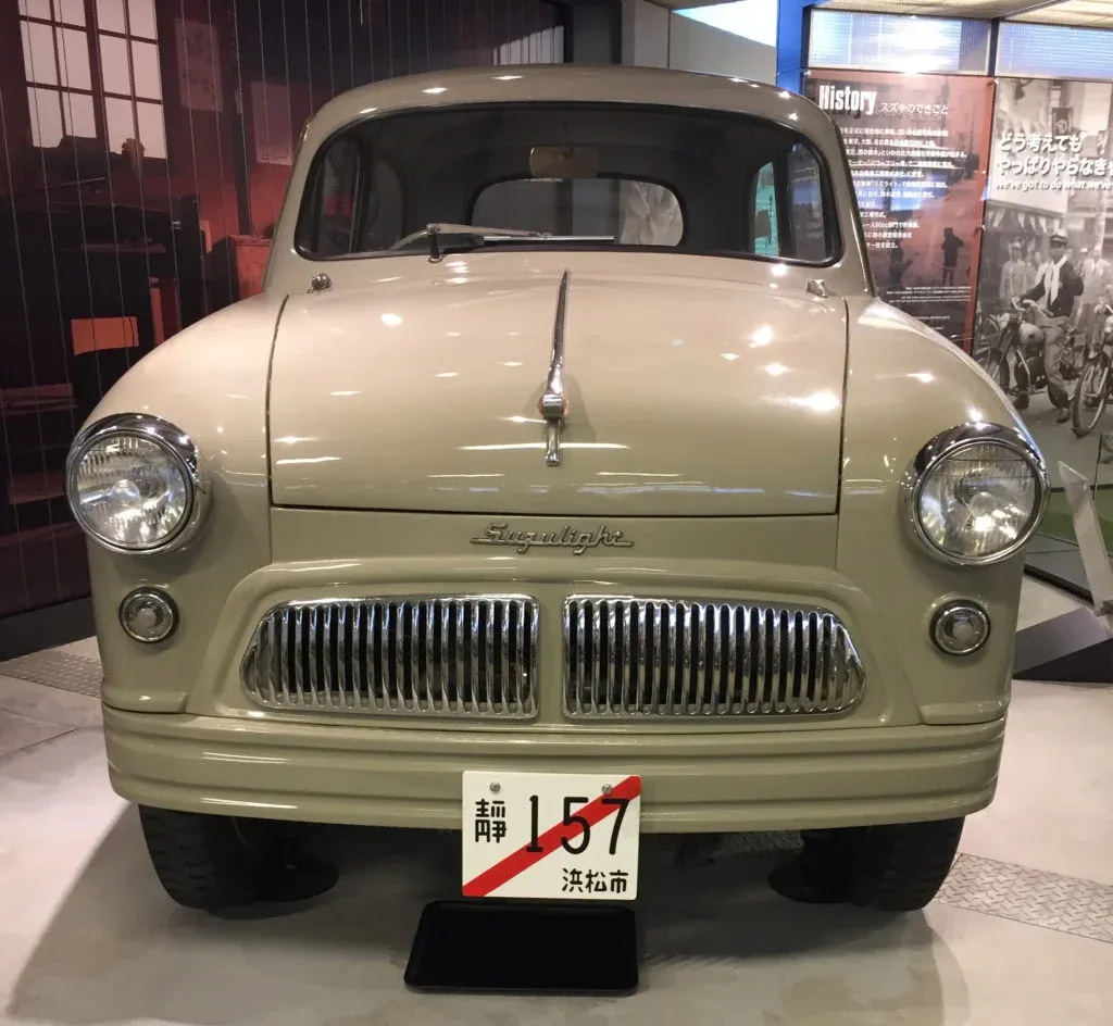 Suzuki Suzulight 1955 Crema