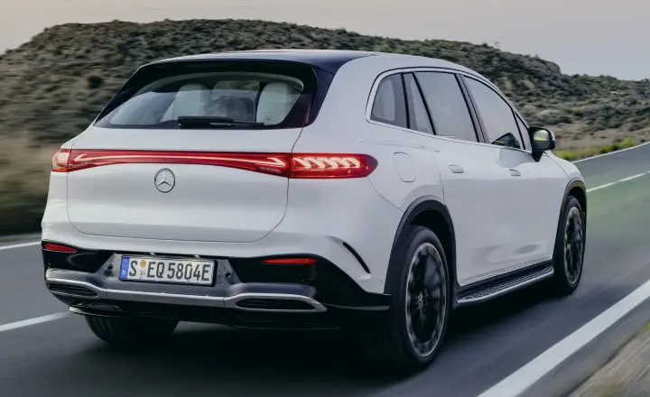 Parte Trasera Mercedes-Benz EQB 2022 Blanco