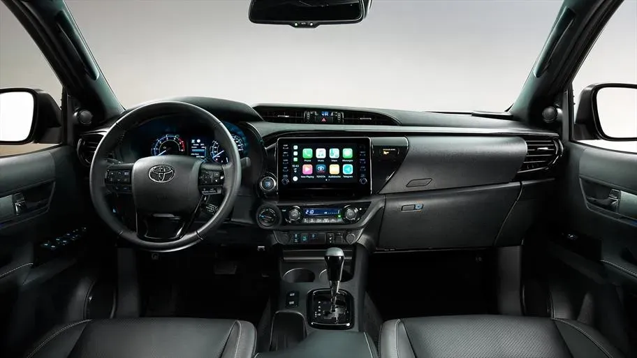 Interior Toyota Hilux