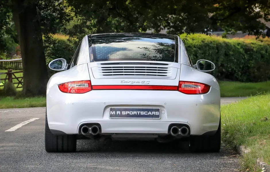 Parte Trasera Porsche 911 Targa 997 Blanco