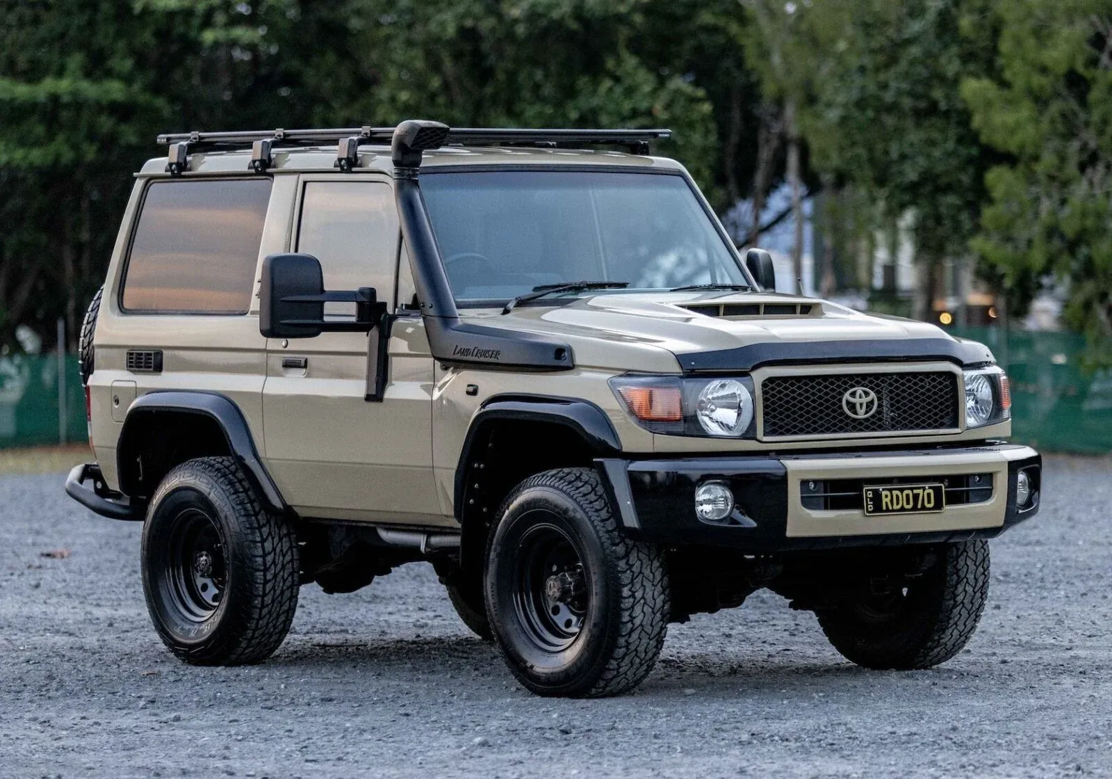 Toyota Land Cruiser Beige