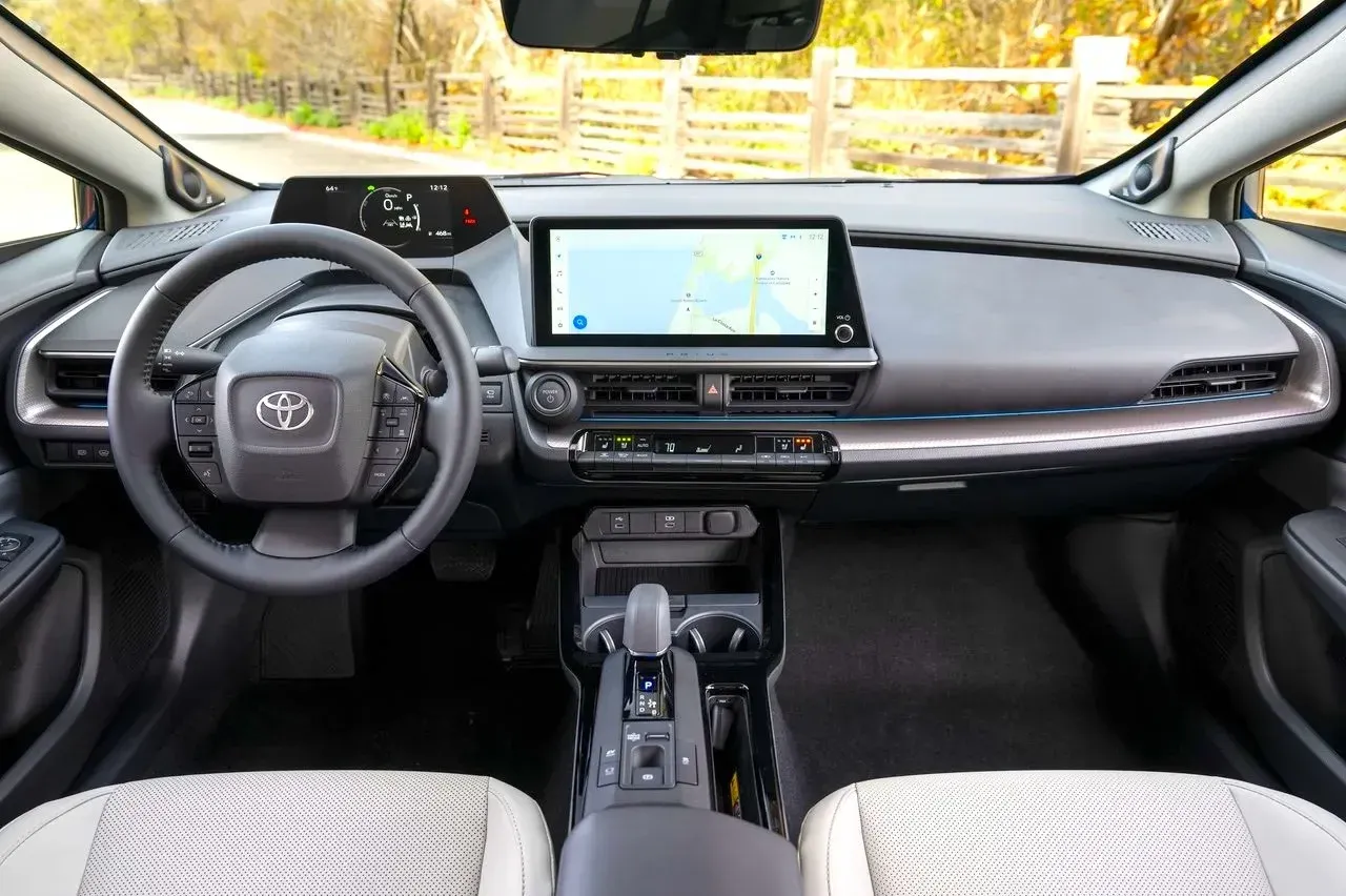 Interior Toyota Prius 2023