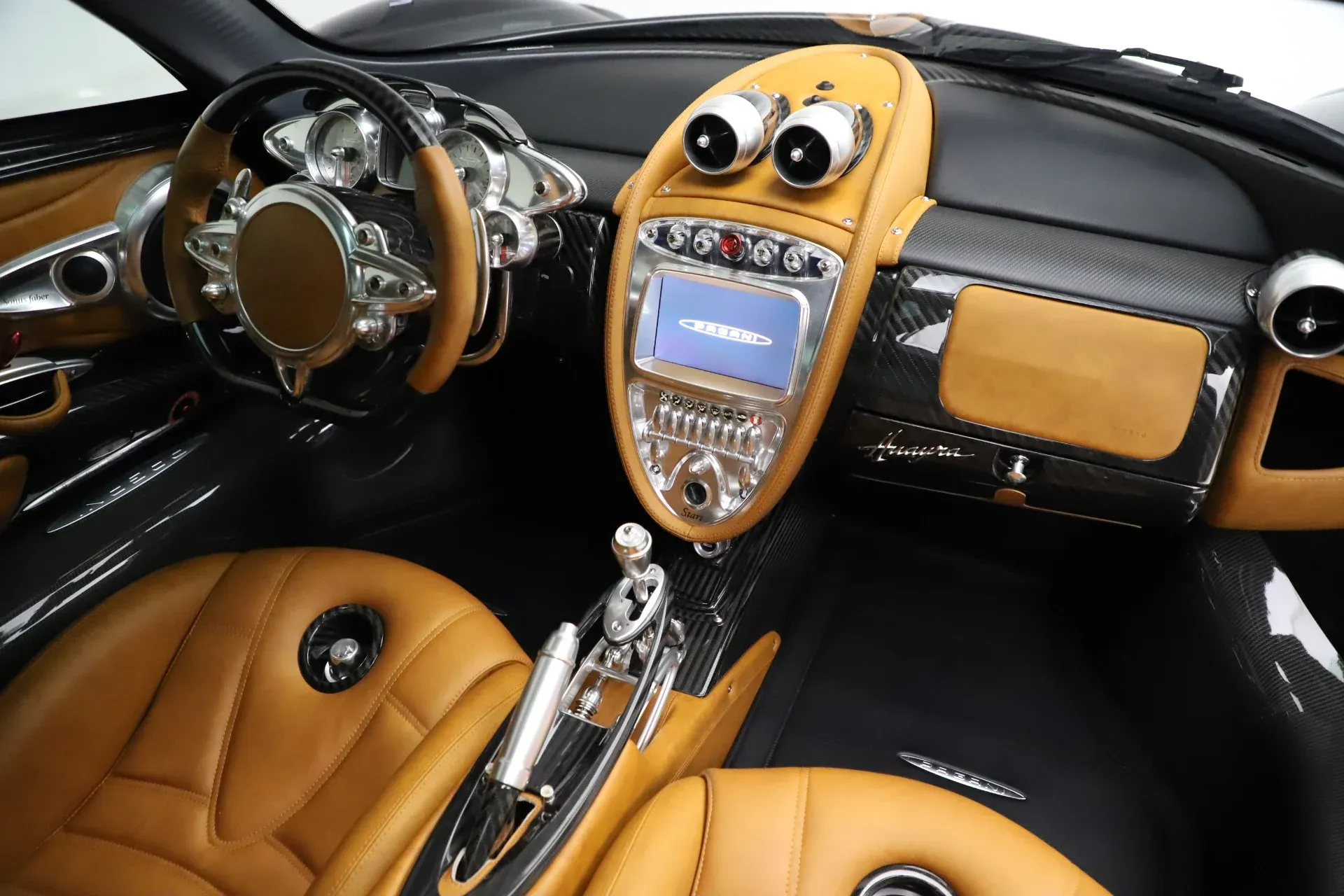 Interior Pagani Huayra Tempesta 2014