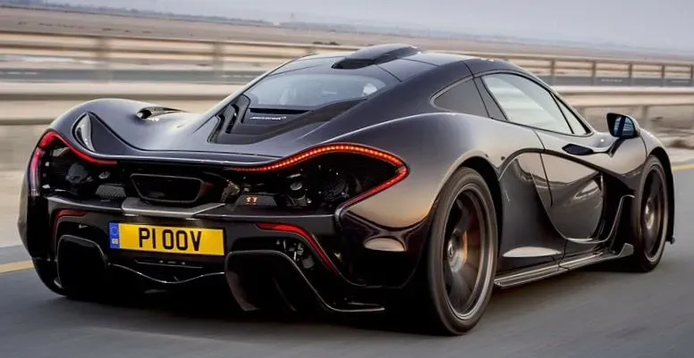 Parte Trasera McLaren P1 2013 Negro