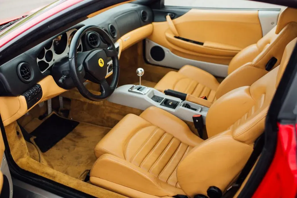 Interior Ferrari 360 Modena 2004