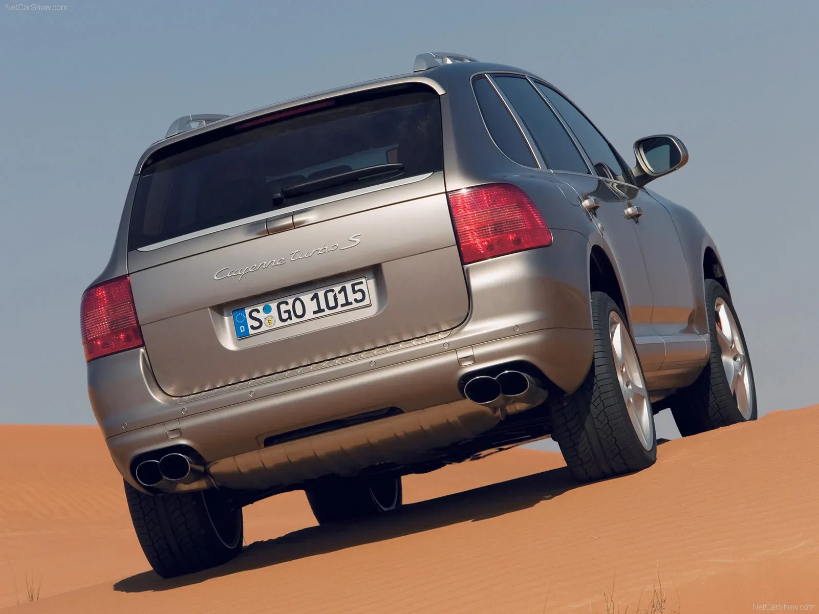 Parte Trasera Porsche Cayenne Turbo S 2006 Gris