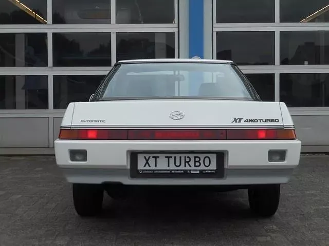 Parte Trasera Subaru XT 1985