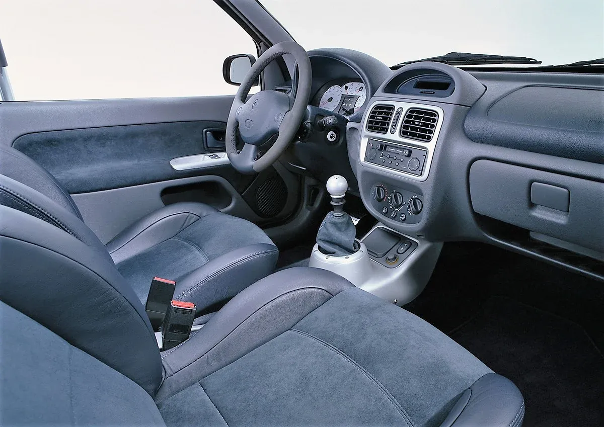 Interior Renault Clio V6