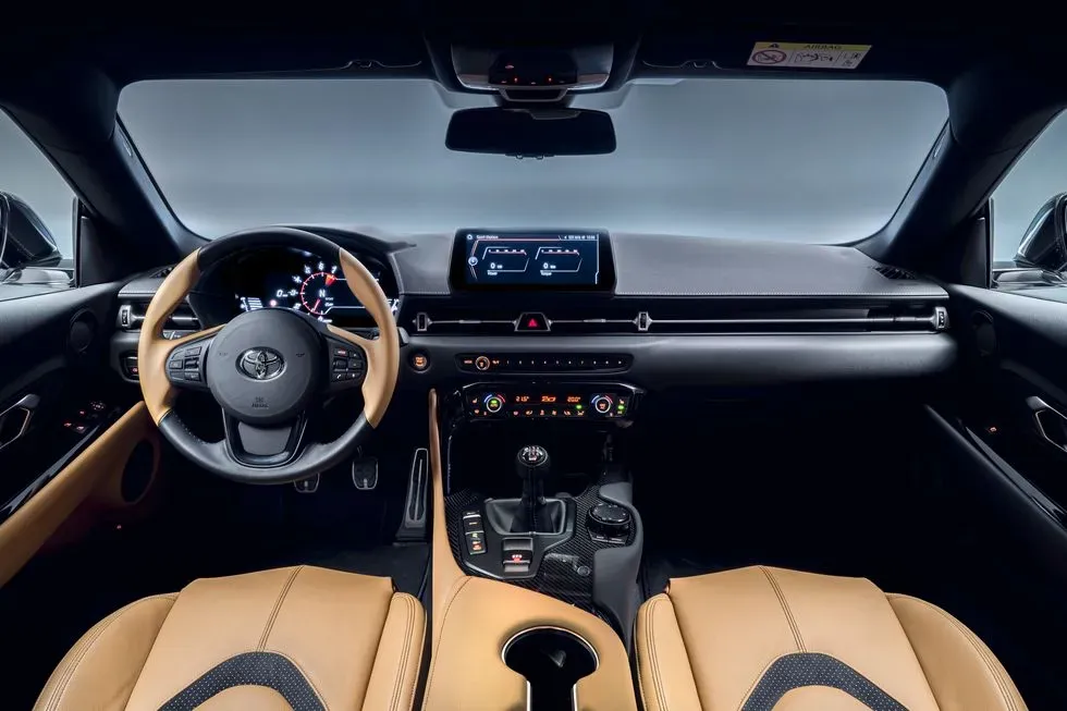 Interior Toyota Supra 2023