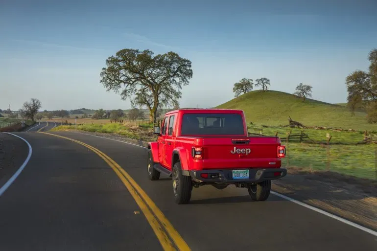 Parte Trasera Jeep Gladiator 2022 Rojo