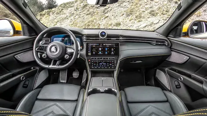 Interior Maserati Levante 2023