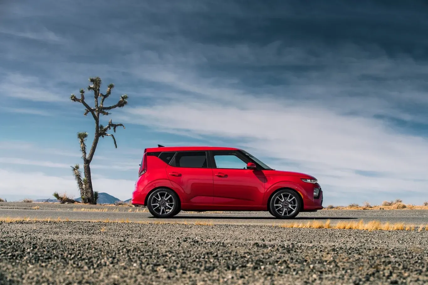 Lateral Kia Soul 2020 Rojo