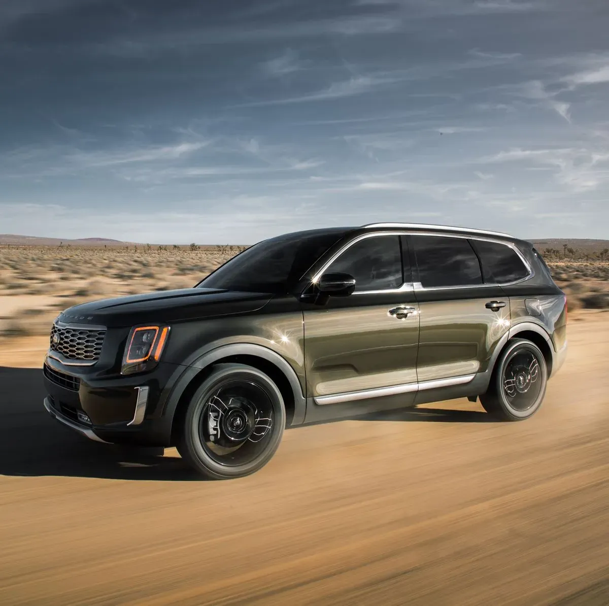 Lateral Kia Telluride 2020 Verde