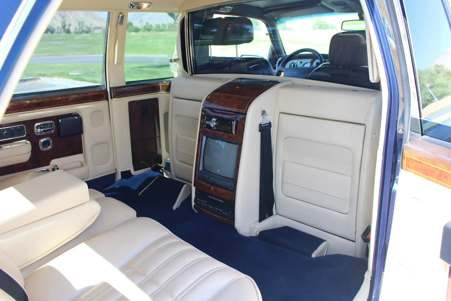 Interior Parte Trasera Bentley Limusina 1999