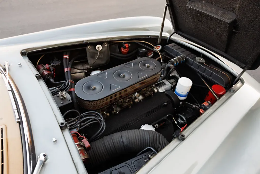 Motor Ferrari 250 GT Lusso