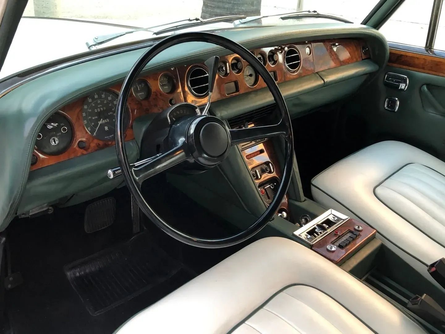 Interior Rolls Royce Silver Shadow 1973