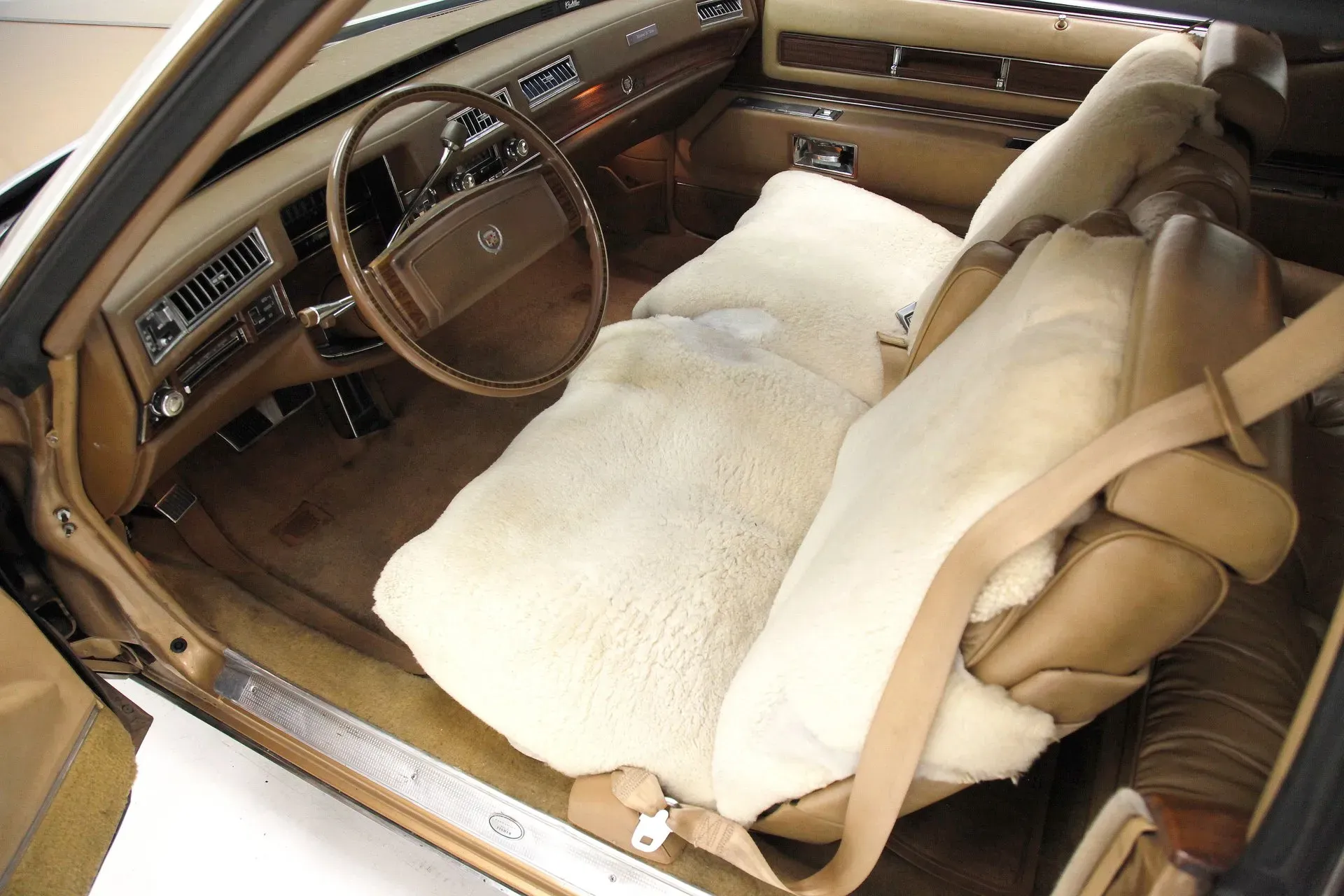 Interior Cadillac Eldorado Beretta 1977