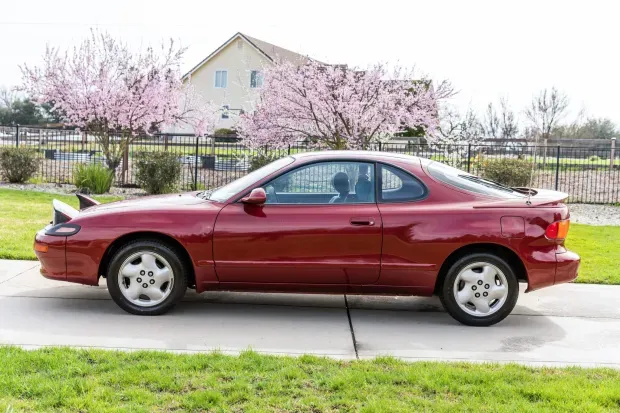 Lateral Toyota Celica GT-S 1991 Rojo