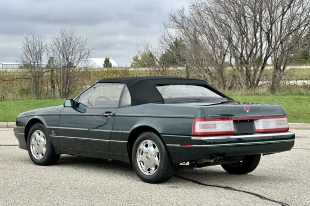 Parte Trasera Cadillac Allanté 1993 Verde