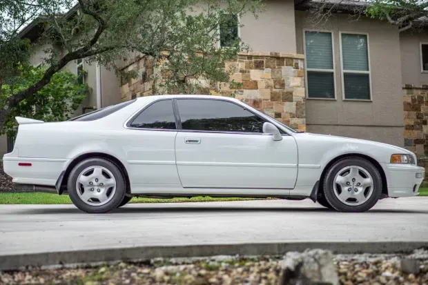 Lateral Acura Legend Coupe 1994 Blanco