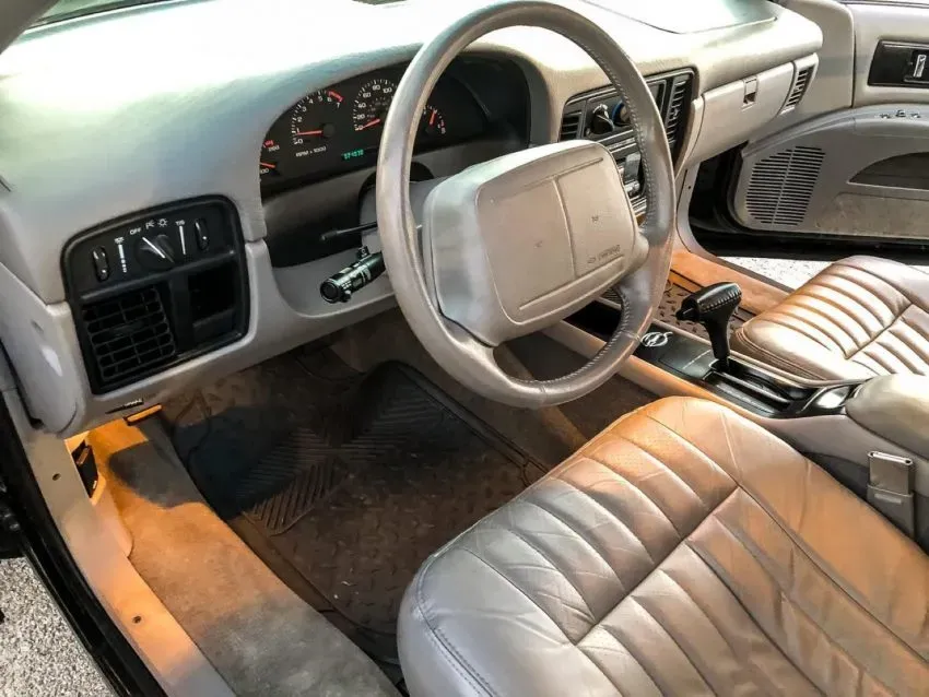 Interior Chevy Impala SS 1996