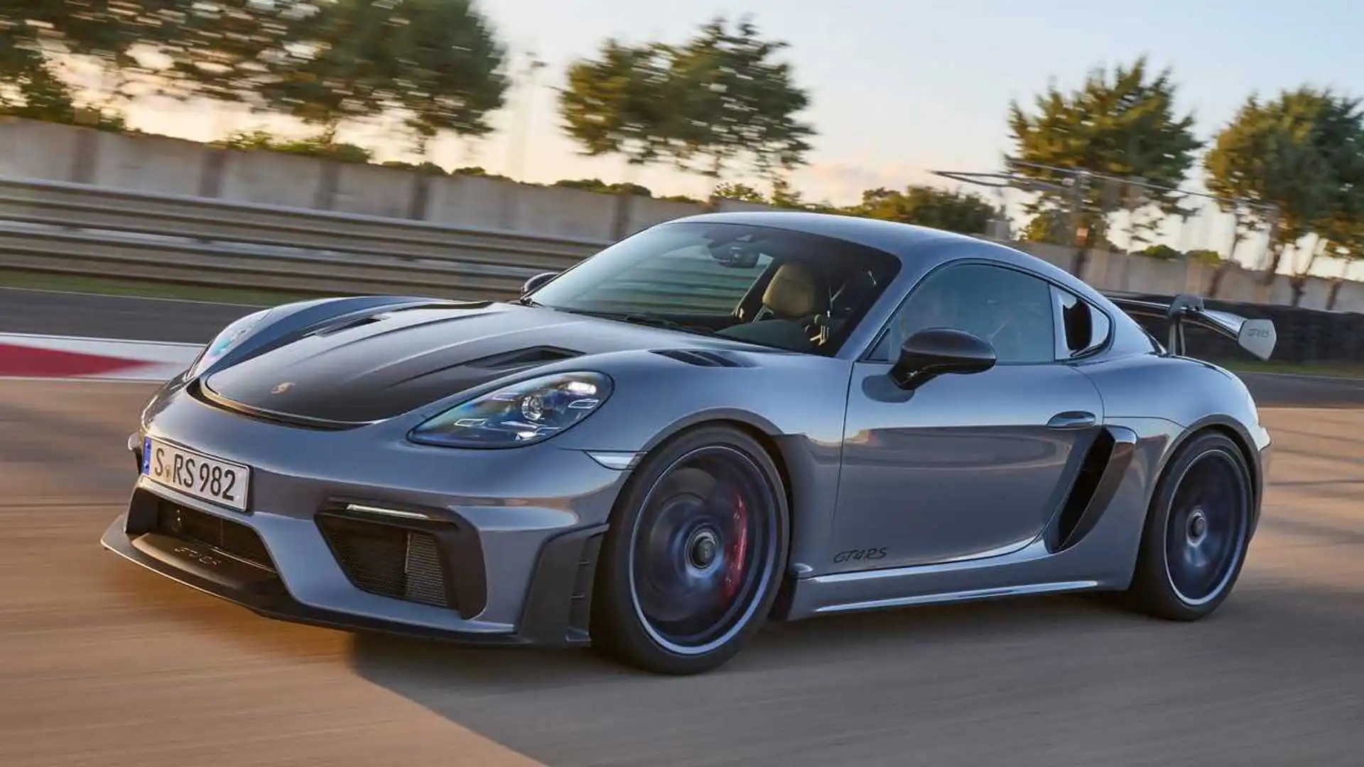 Lateral Porsche Cayman GT4 RS Gris