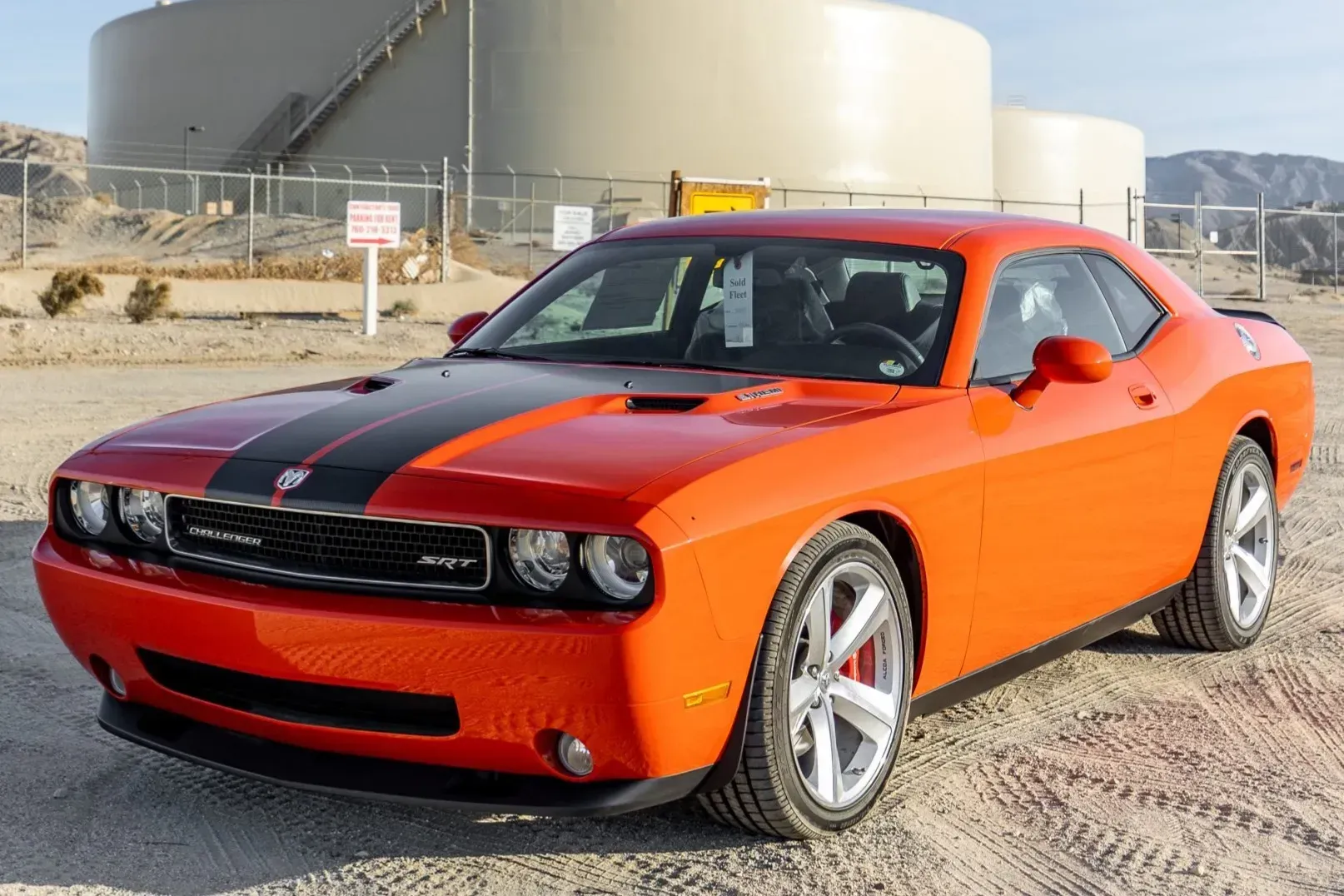 Dodge Challenger SRT8 2008 Naranja