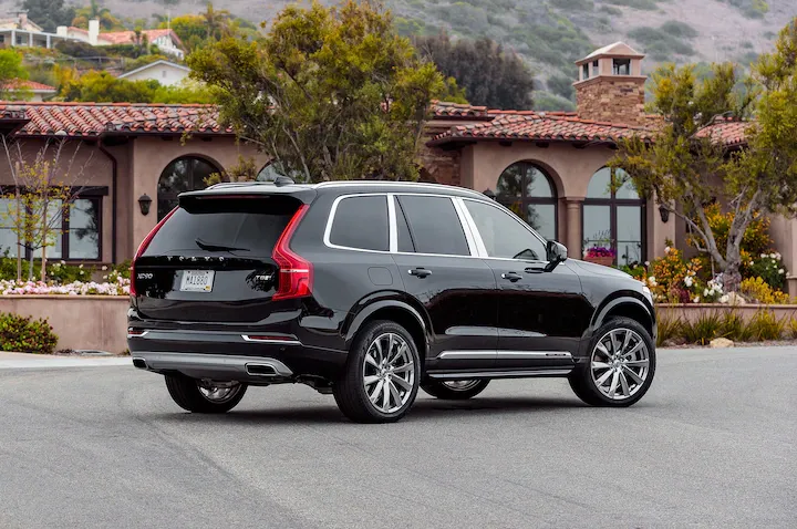 Lateral Volvo XC90 Excellence Negro