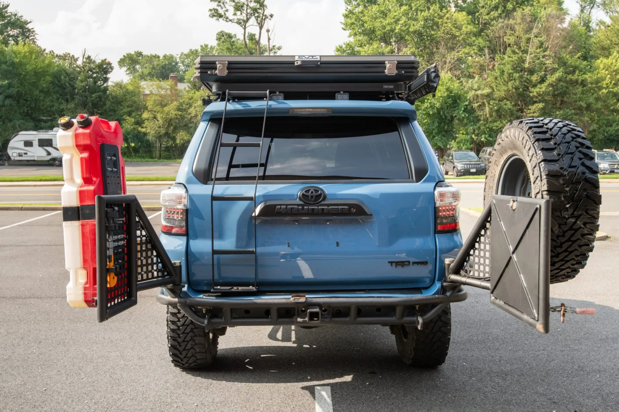 Parte Trasera Toyota 4Runner TRD Pro 2018 Azul