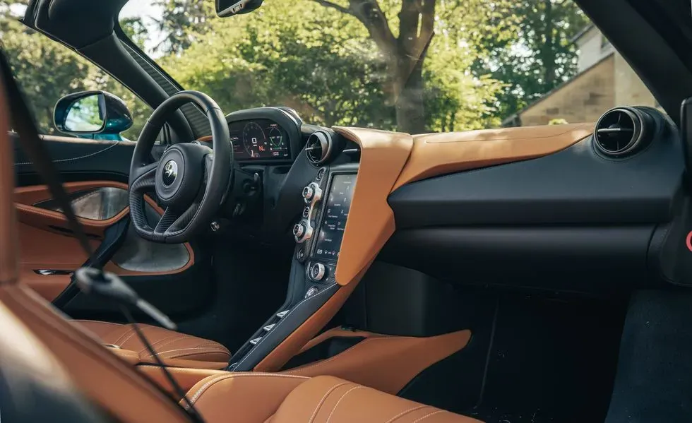 Interior McLaren 720S 2018