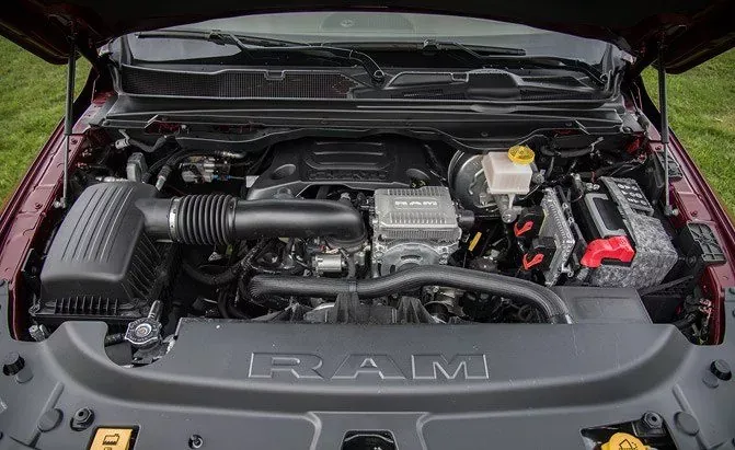 Motor Ram 1500 Limited 2019