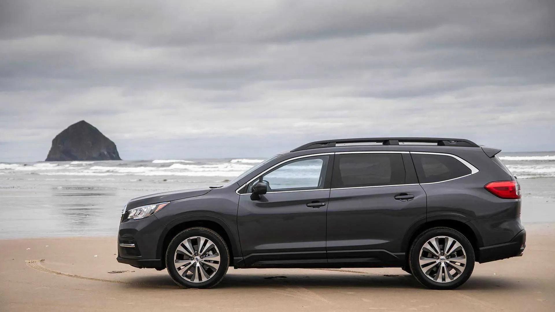 Lateral Subaru Ascent 2019 Gris