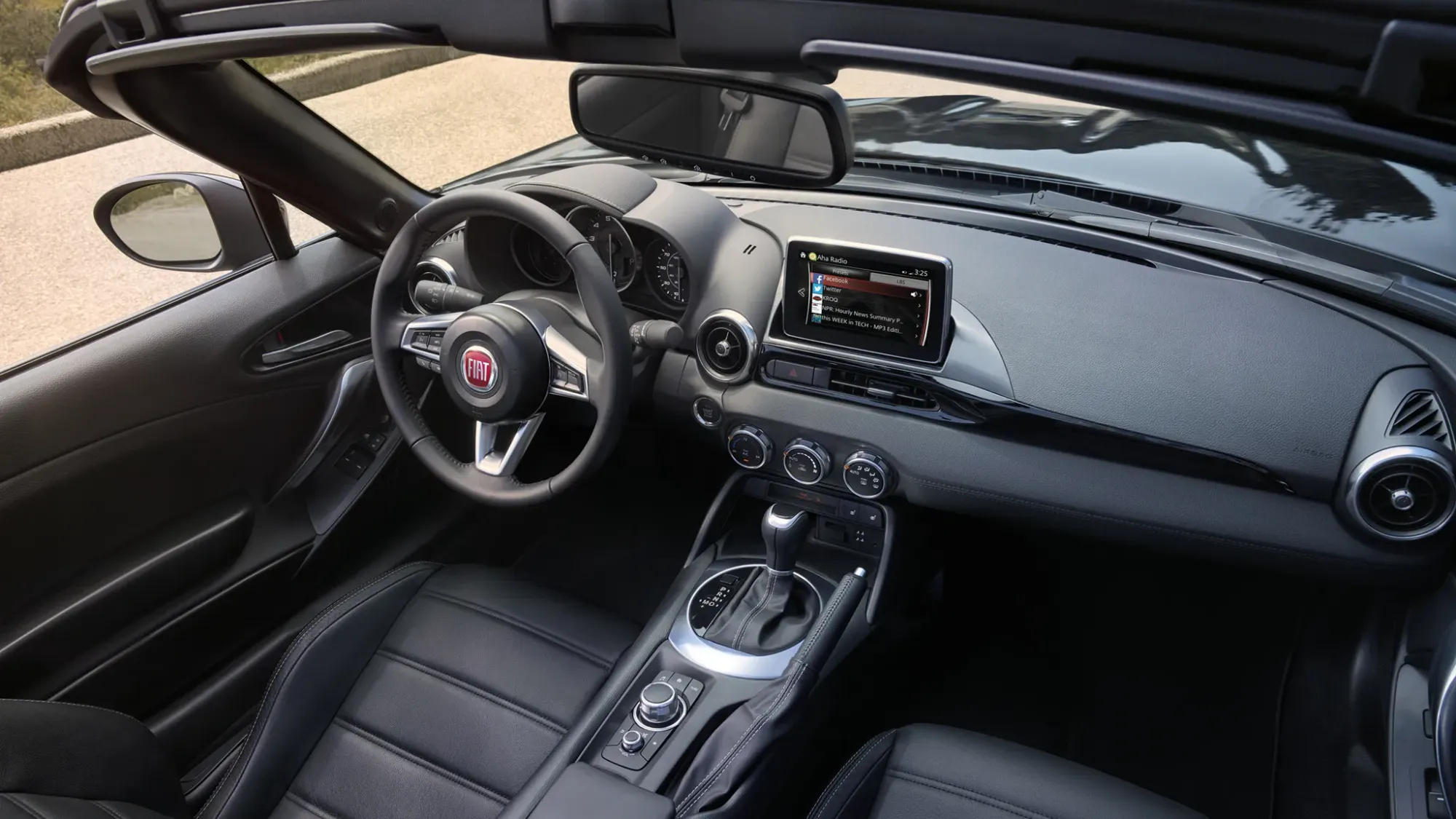 Interior Fiat 124 Abarth