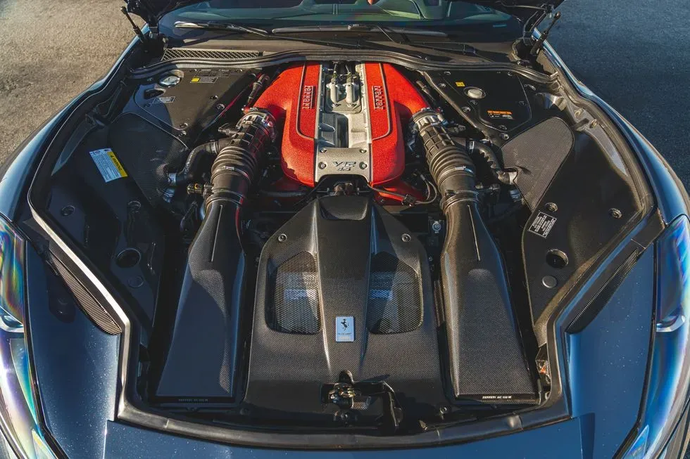 Motor Ferrari 812 GTS