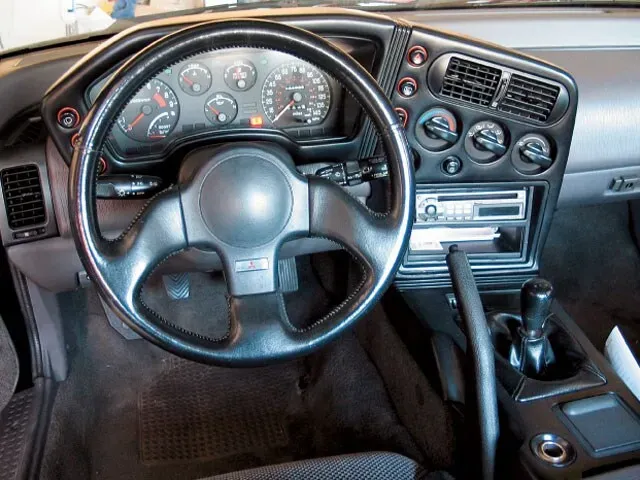 Interior Mitsubishi Eclipse GSX 1990