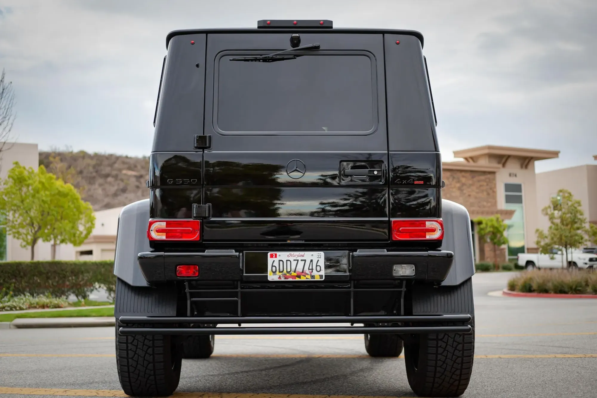 Parte Trasera Mercedes-Benz G550 4x4² Negro