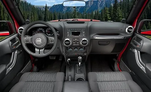 Interior Jeep Wrangler 2018