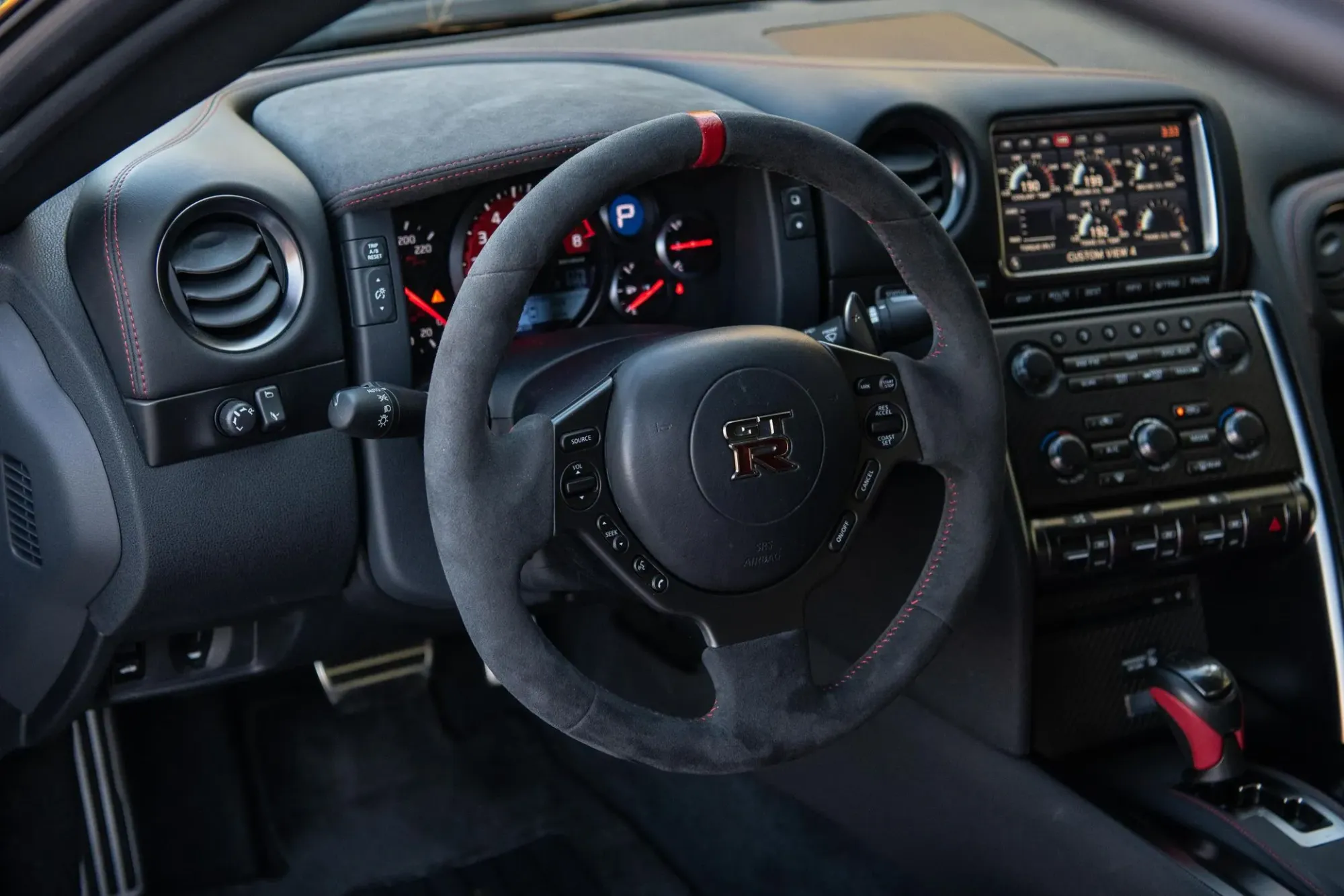 Interior Nissan GTR Nismo 2015