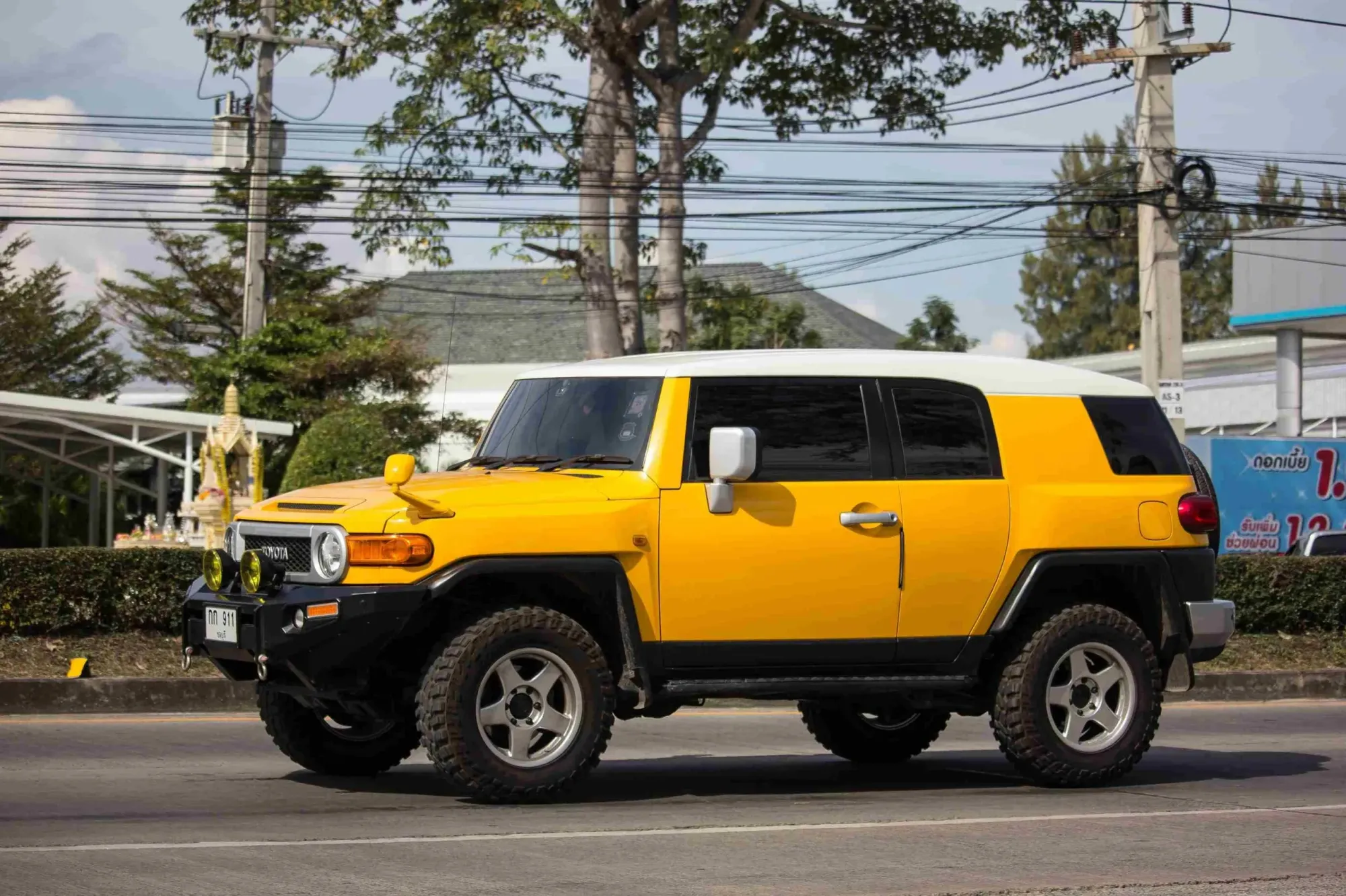 Lateral Toyota FJ Cruiser 2010 Amarillo