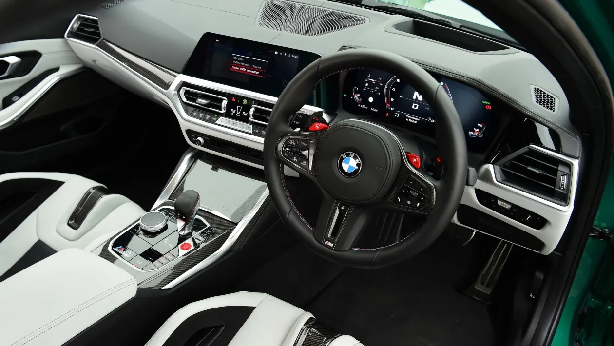 Interior BMW M3 2021