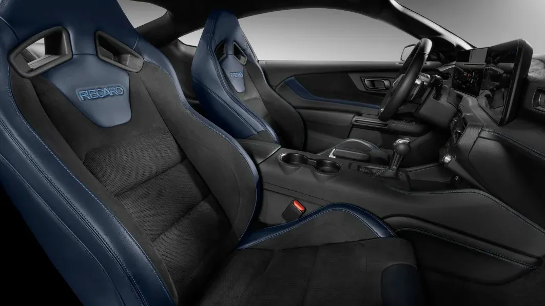 Interior Ford Mustang Dark Horse 2024